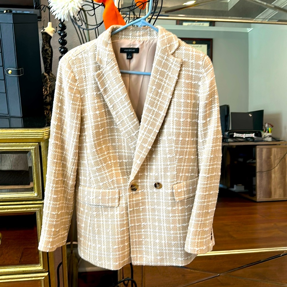 Ann Taylor Women’s Blazer